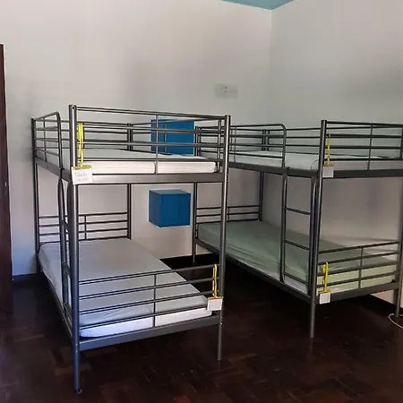 S. José Hostel *
